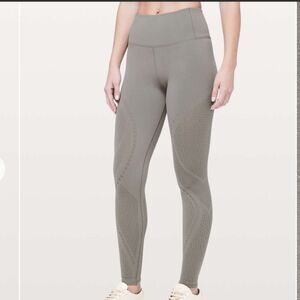 Lululemon Reveal Tight Mindful Motion in Carbon‎ Dust Sz 4